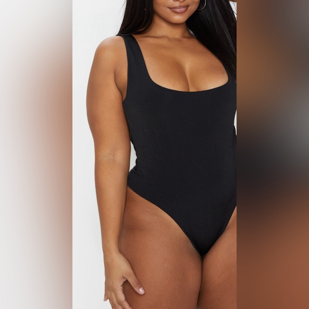 Pretty Little Thing Plus Slinky Square Neck Thong Bodysuit Women’s Sz 16 Black